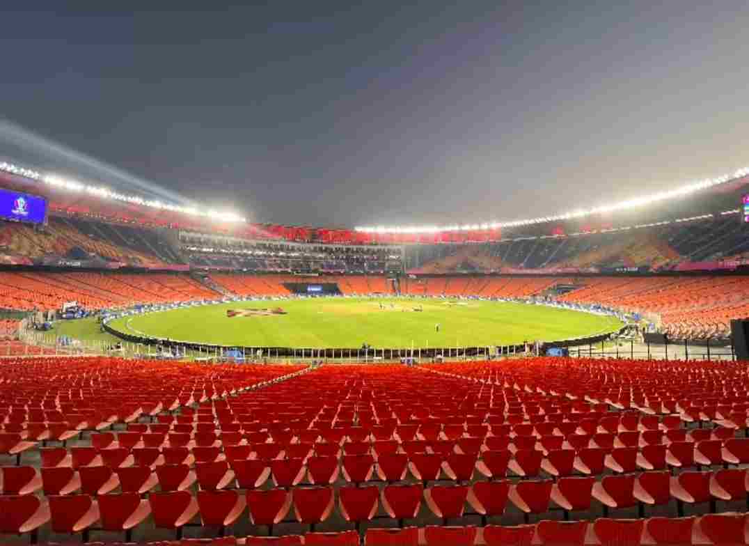 ENG vs NZ 2023: Ahmedabad Weather Forecast Today, Narendra Modi Stadium Pitch Report | ICC ODI World Cup 2023 England vs New Zealand ENG vs NZ 2023: Ahmedabad Weather Forecast Today, Narendra Modi Stadium Pitch Report | ICC ODI World Cup 2023 England vs New Zealand