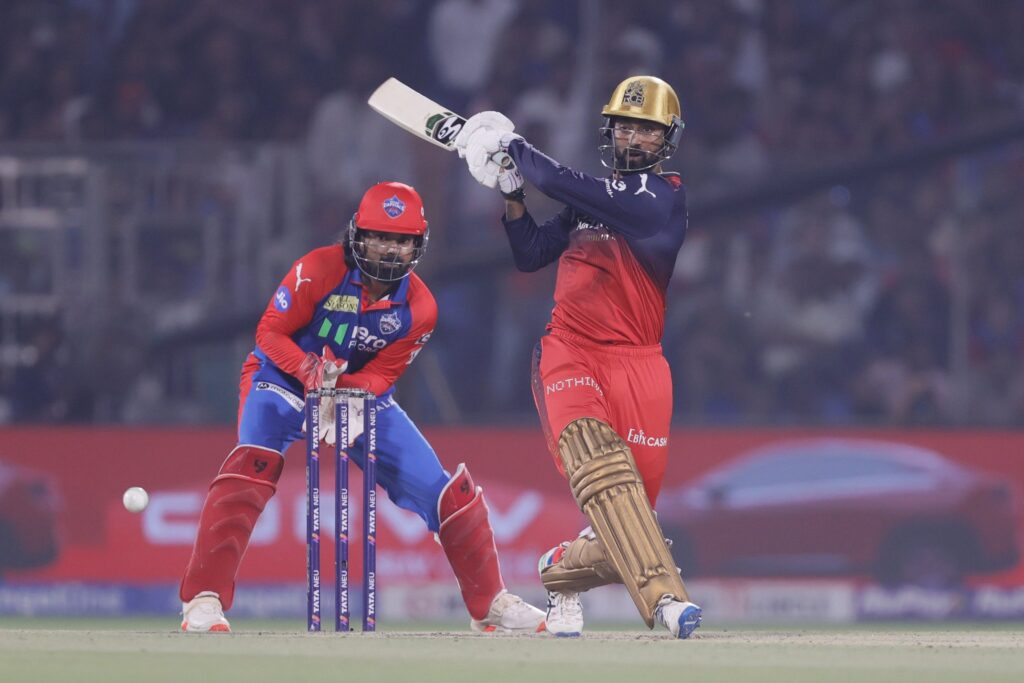 Stunning with the ball this time with the bat as well; Krunal takes RCB to top of the points table with 14 points