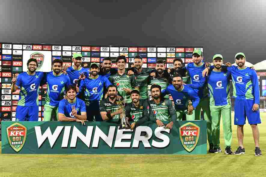 PAK vs NZ 5th ODI: Pakistan won the Series by 4-1 PAK vs NZ 5th ODI: Pakistan won the Series by 4-1
