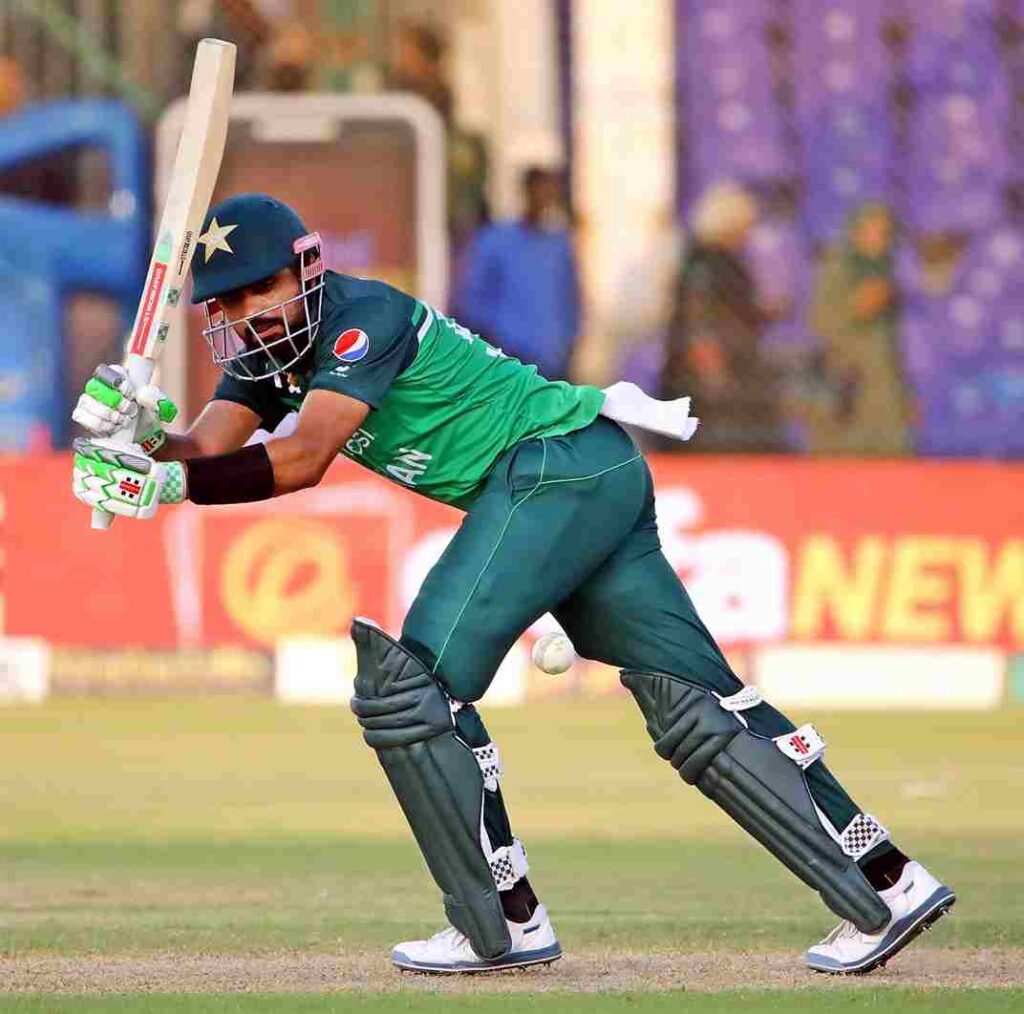 PAK VS NZ 4th ODI: Pakistan won by massive 102 runs