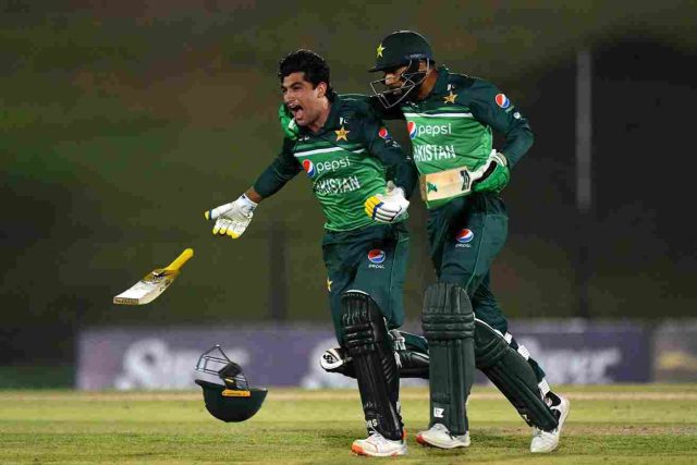 PAK vs AFG 2nd ODI 2023: Pakistan Beat Afghanistan by 1 Wicket and Won the Series