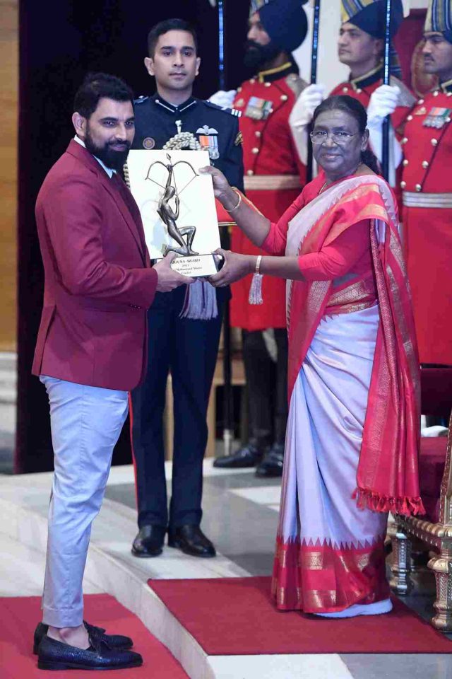 Watch This: Mohd. Shami Receives Arjuna Award From President of India After Becoming highest wickets-taker in the ODI World Cup 2023