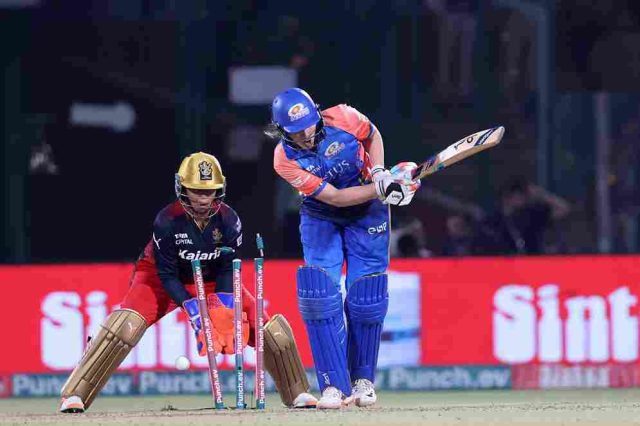 WPL 2024: RCB Into the Finals After Defeating Mumbai Indians by 5 Runs in Eliminator | Mumbai Indians vs Royal Challengers Bangalore