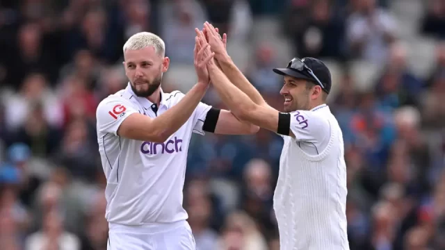 ENG vs SL: England pacers trample Sri Lanka’s top order before the skipper steps in with a long stride